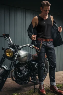 &Sons Essentials Vest Black