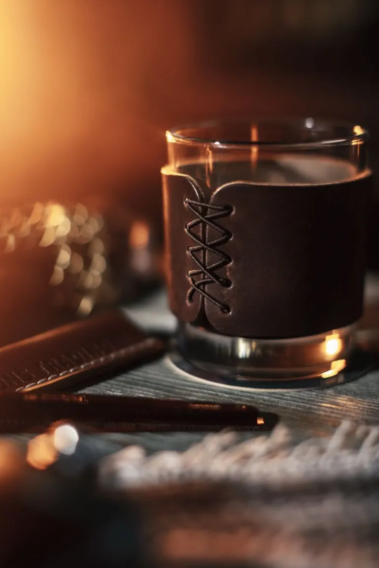 &Sons Leather Whiskey Glass Band Brown