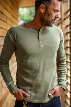 The New Elder Henley Shirt Army Green